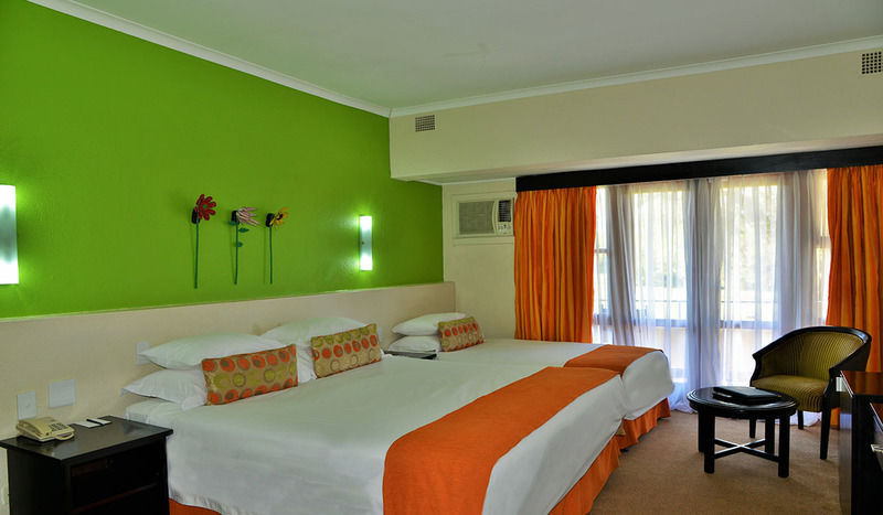 Protea Hotel Winkler White River Exterior photo
