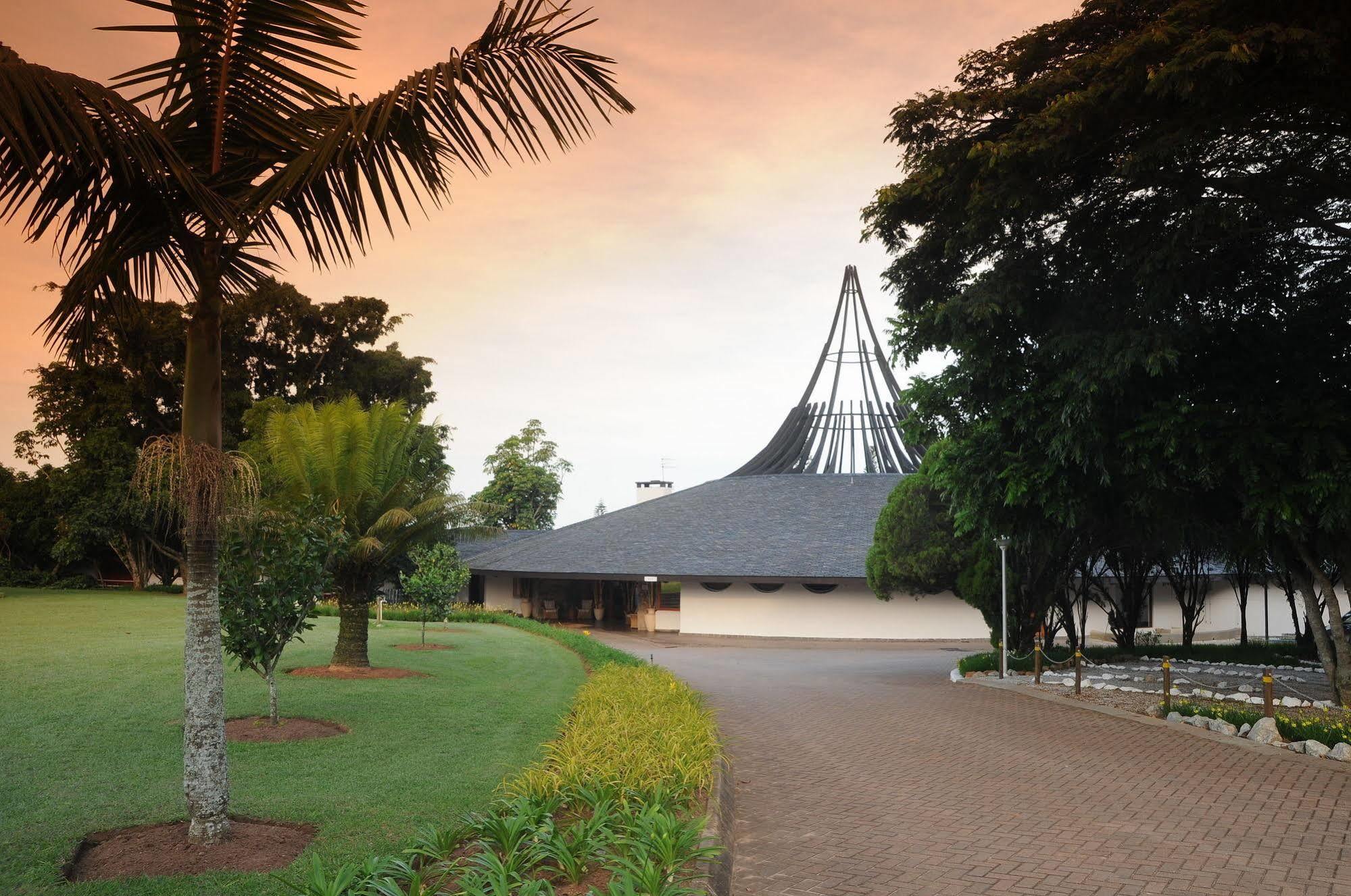 Protea Hotel Winkler White River Exterior photo