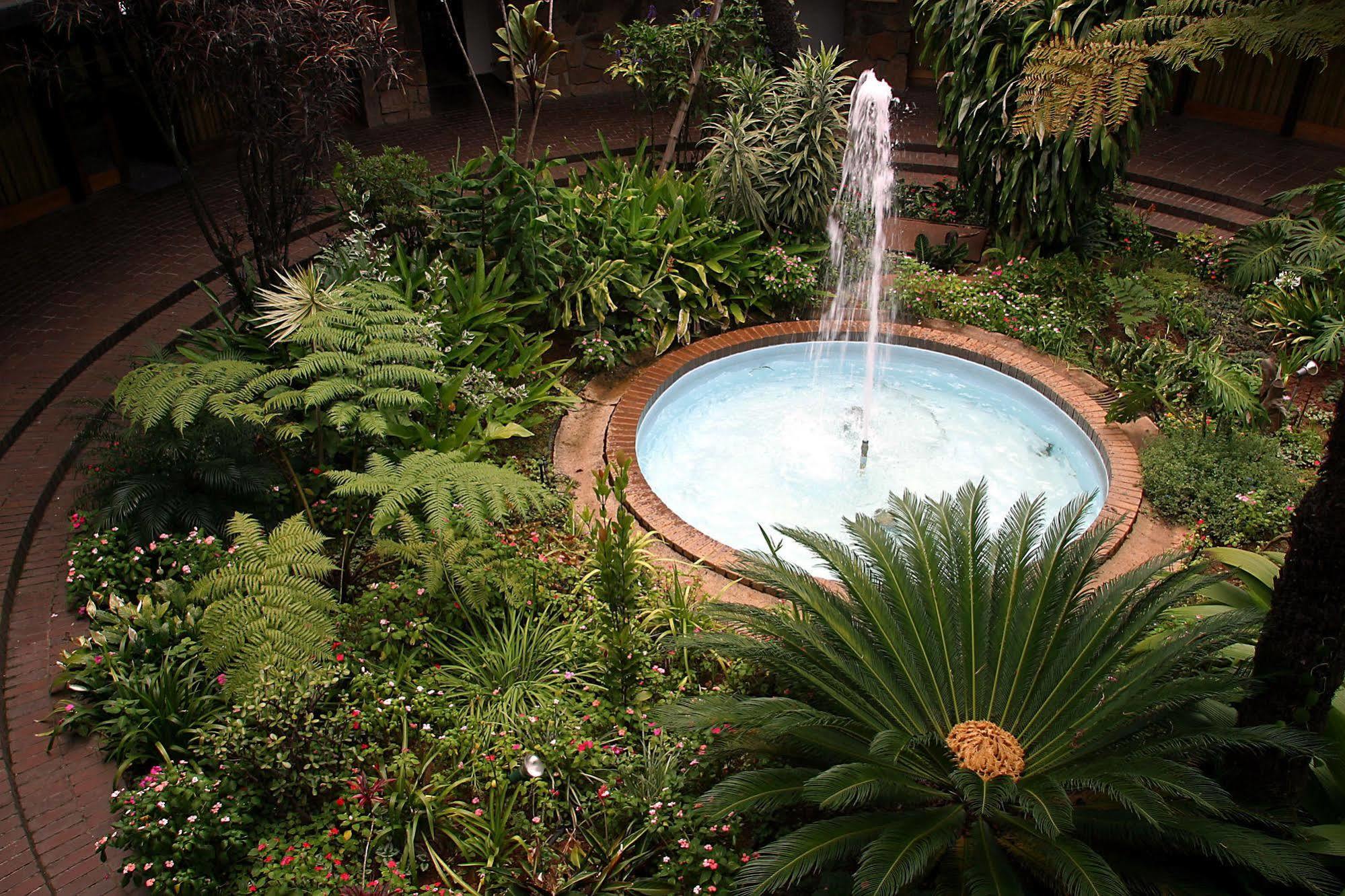 Protea Hotel Winkler White River Exterior photo